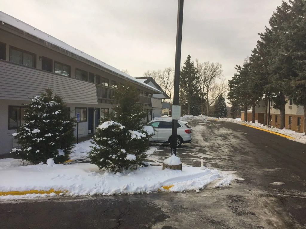 Motel 6-Burnsville, MN