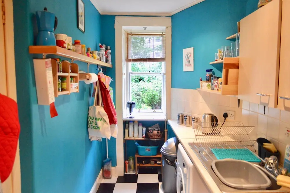 Two Bedroom Flat In Meadowbank