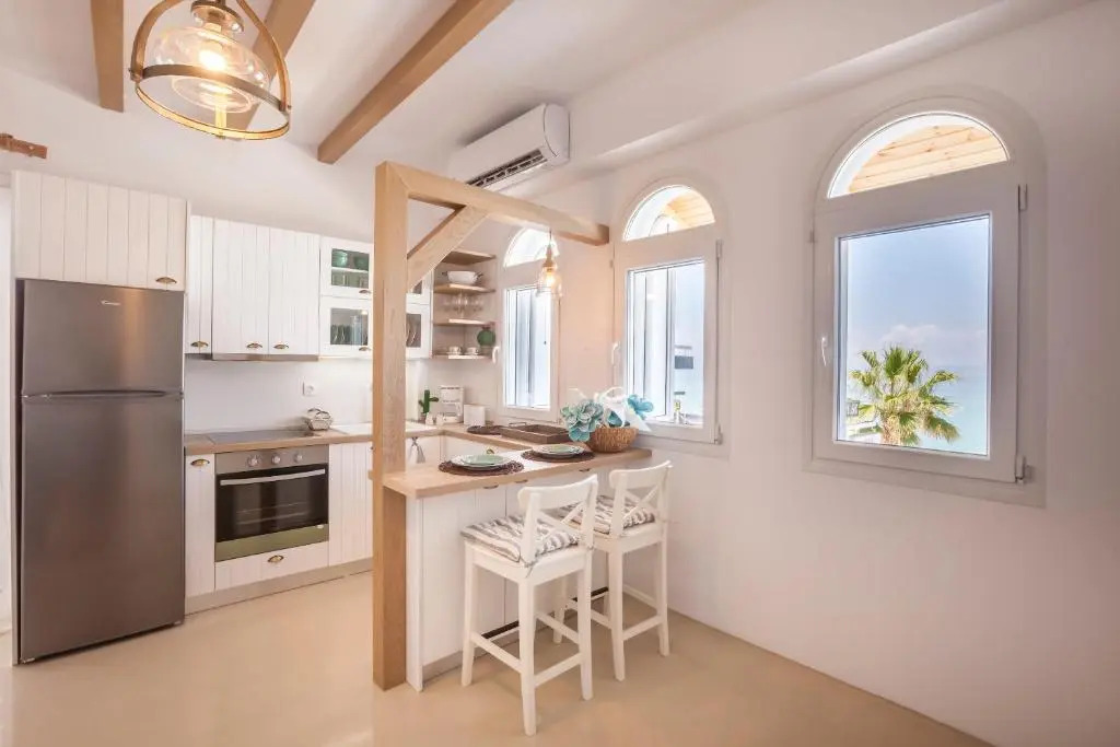 Nautilus Sea View Suite 6