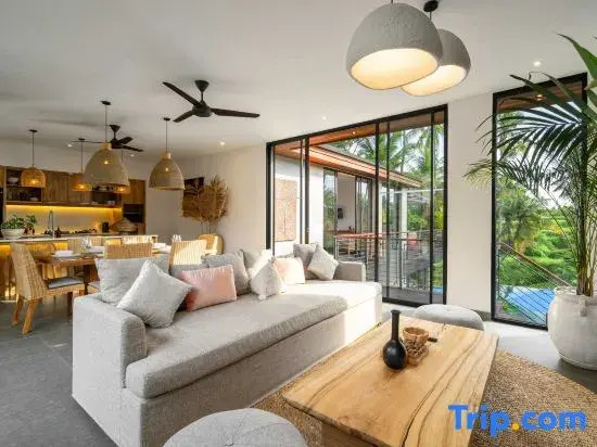 Villa Louna KVYZ3 by BaliSuperHost
