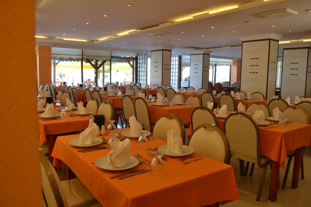 Admiral Hotel