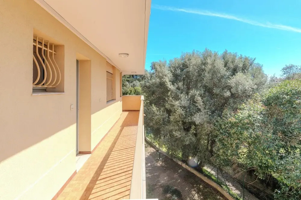Les 15 Pins & La Mer -  Riviera Escape Apartments with Pool & Garden