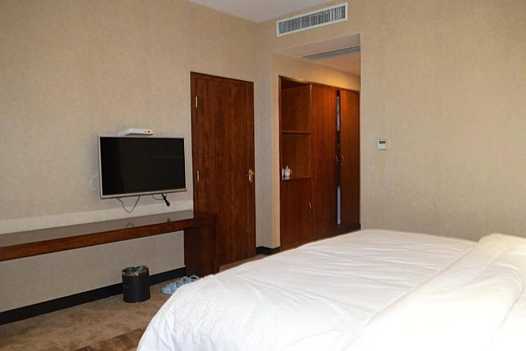 Xianfeng Jintian Holiday Inn