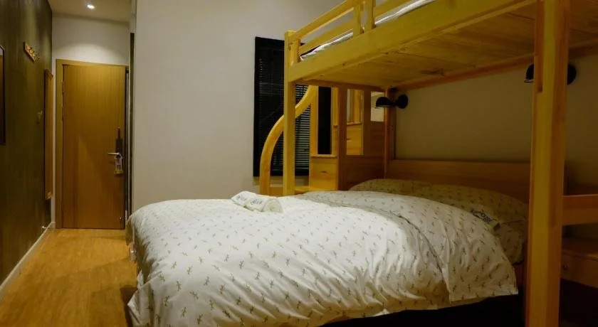 Dandong Bless House International Youth Hostel