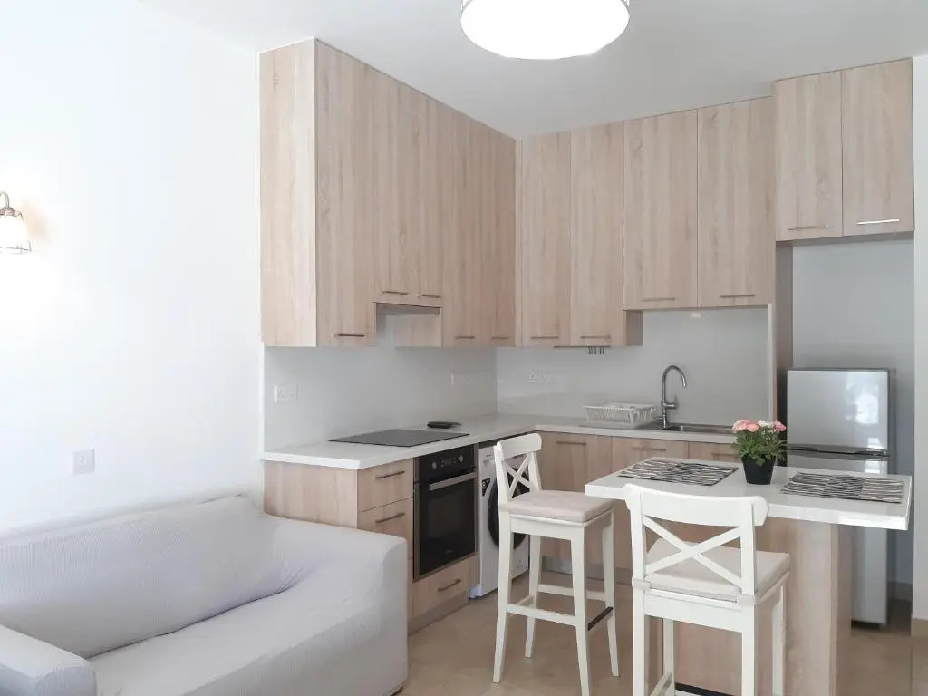 Sun sea B102 apartment by the beach