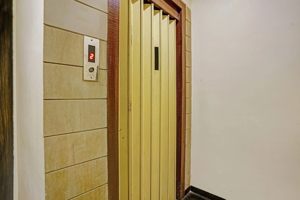 Super Hotel Yatri Inn Vashi Navi Mumbai