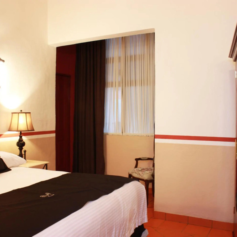 Hotel de la Paz