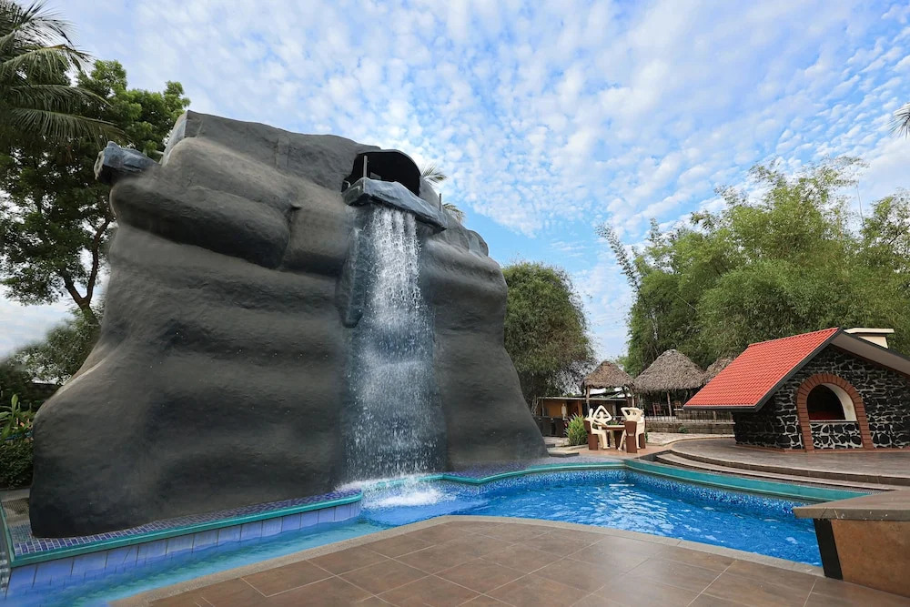 Hudson Resorts