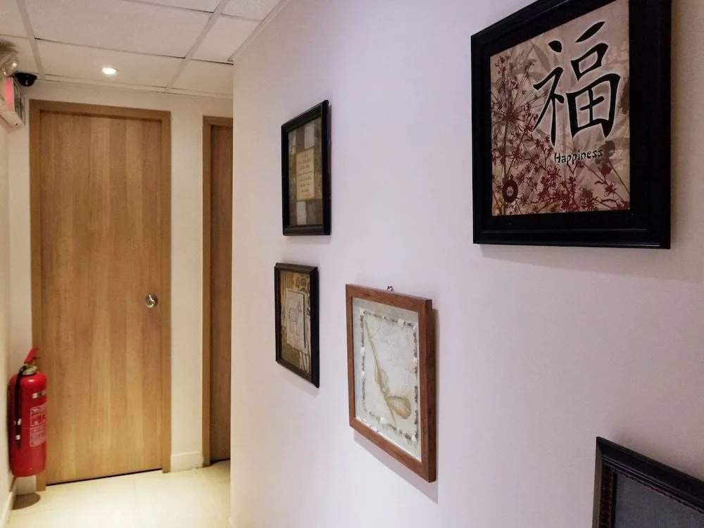 LEISURE HOSTEL