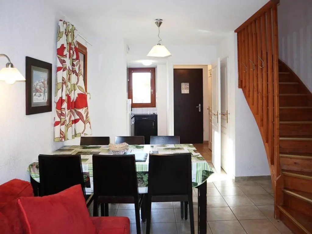 Chalet confortable avec piscine & sauna, aux pieds des pistes des Orres 1800, grand duplex pour 6 pers. - FR-1-322-57