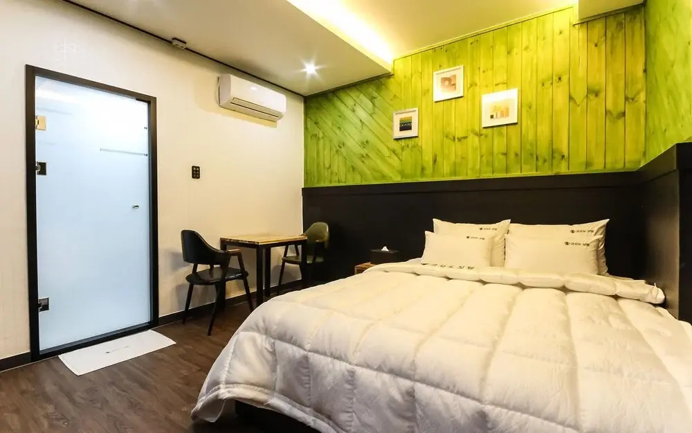 Samcheonpo Comodo motel