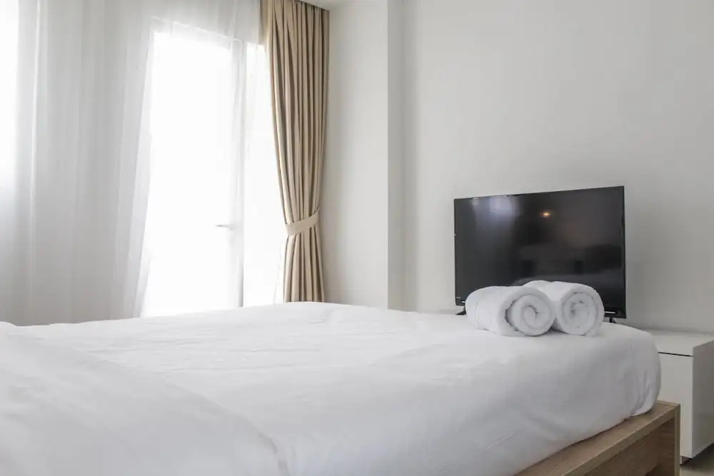 Best And Simply Clean Studio Signature Park Grande Apartment