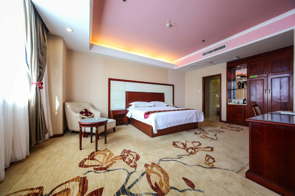 Holiday Inn Express Shanghai Gumei by IHG