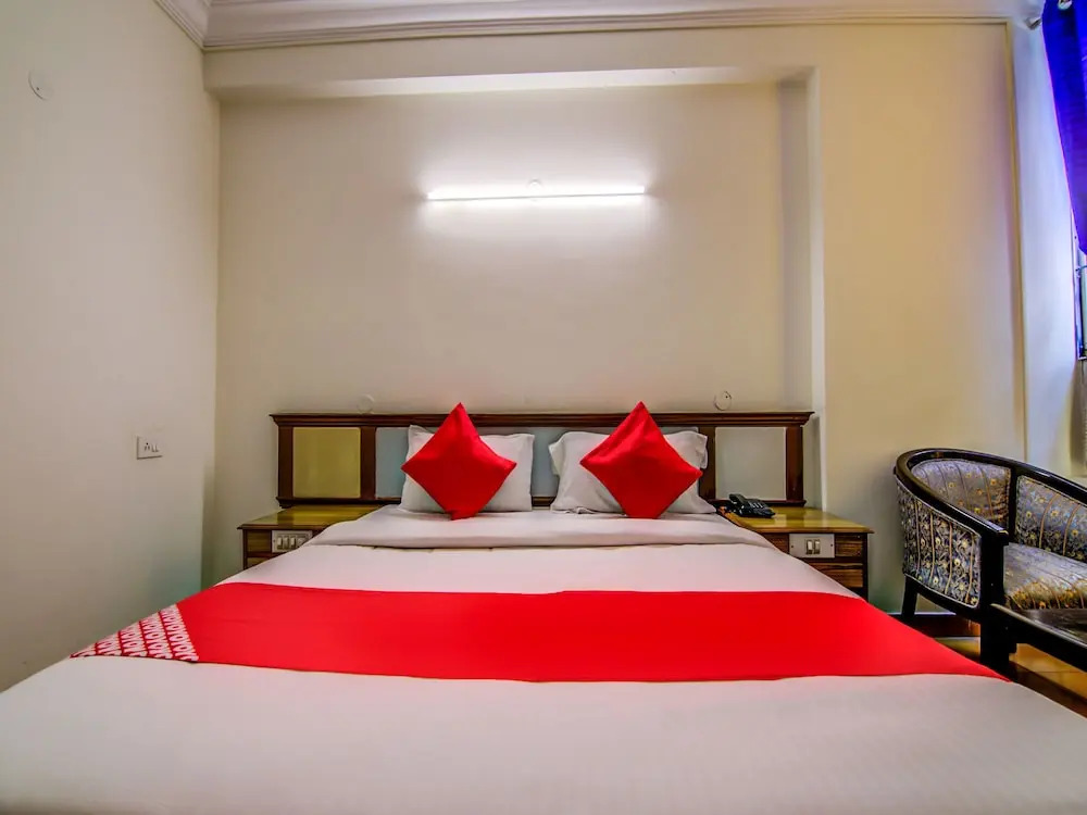 OYO Rooms Jayanagar South End Metro