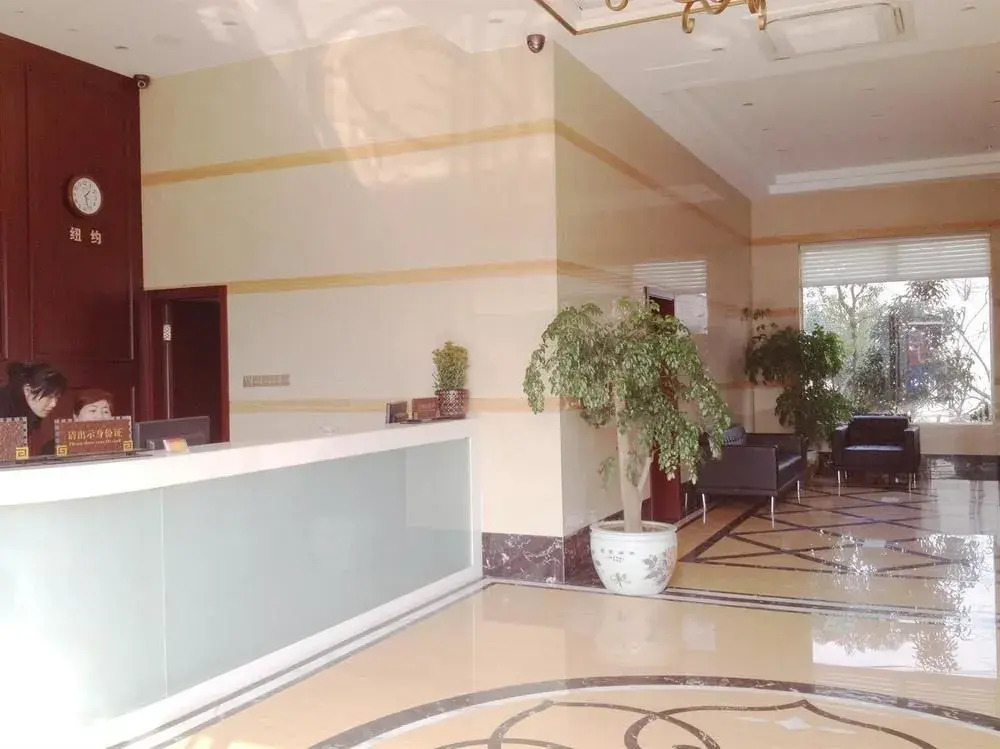 Bairong Business Hotel(尚品电竞酒店（温州科技学院店）)