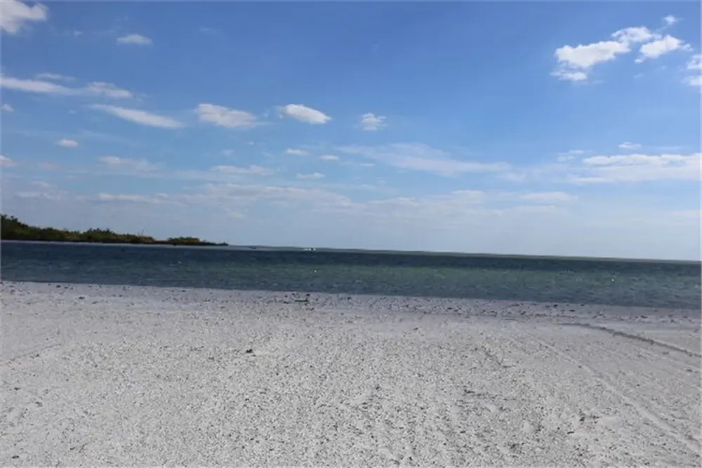 Castle Beach 402