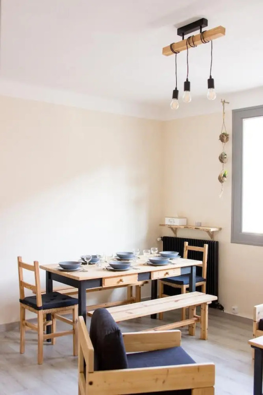 Logement calme et design proche centre