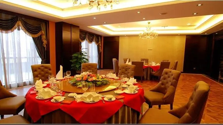 Kunming Sheng Shi Qian He Hotel