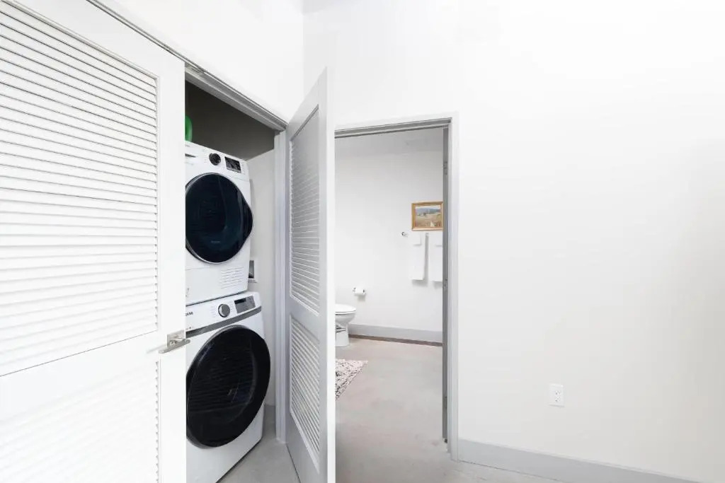 Flexhome Brewery District M10-FiservGymParking