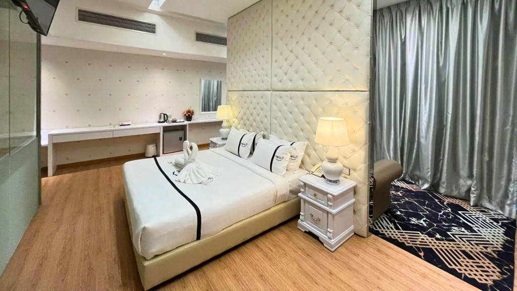 Top Holiday Hotel @ The Mines Seri Kembangan