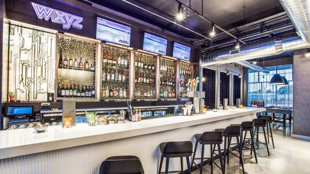 Aloft Dallas Arlington Entertainment District