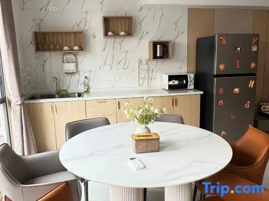 Luxury townhouse with 3 bedrooms and 3 bathrooms in the city center