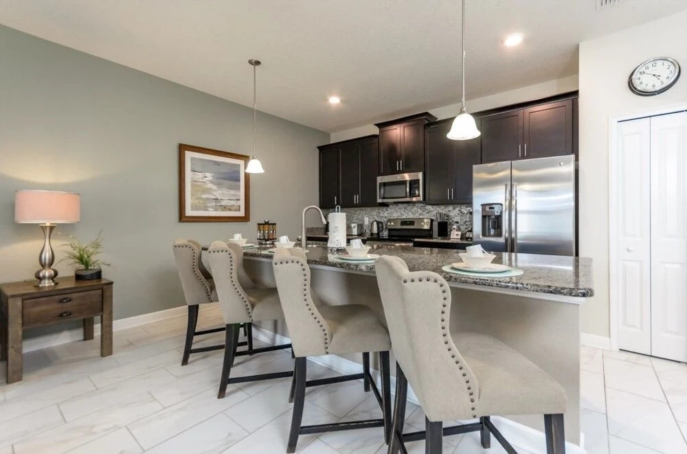 Amazing Townhome! - Storey Lake - 4804CS