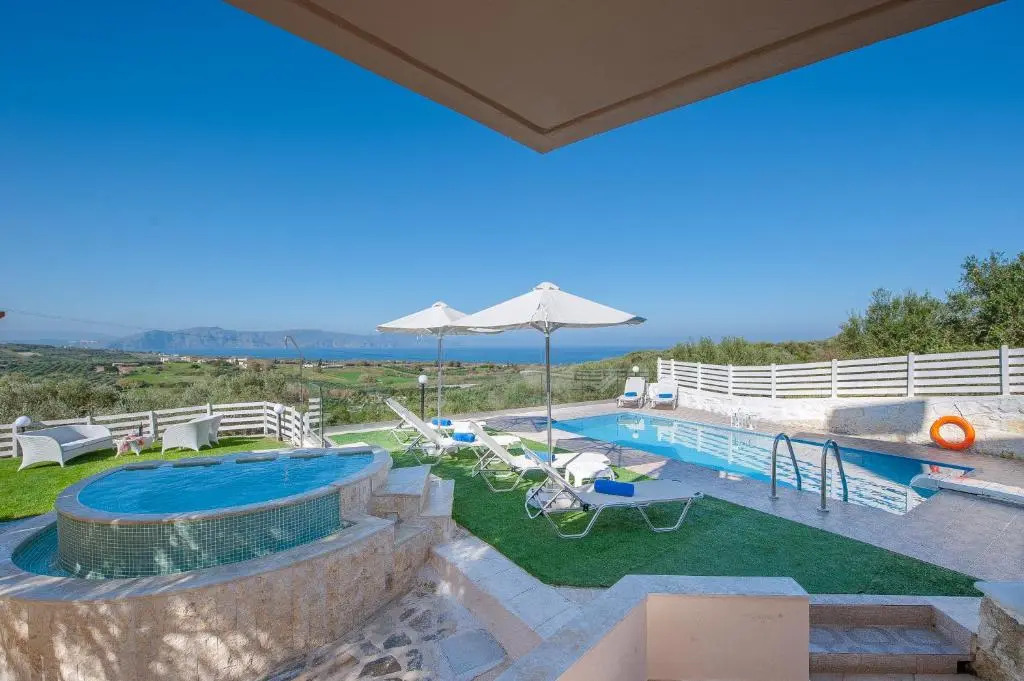 Nereid Villa, with Heated Pool & SpaWhirlpool, BBQ, By ThinkVilla