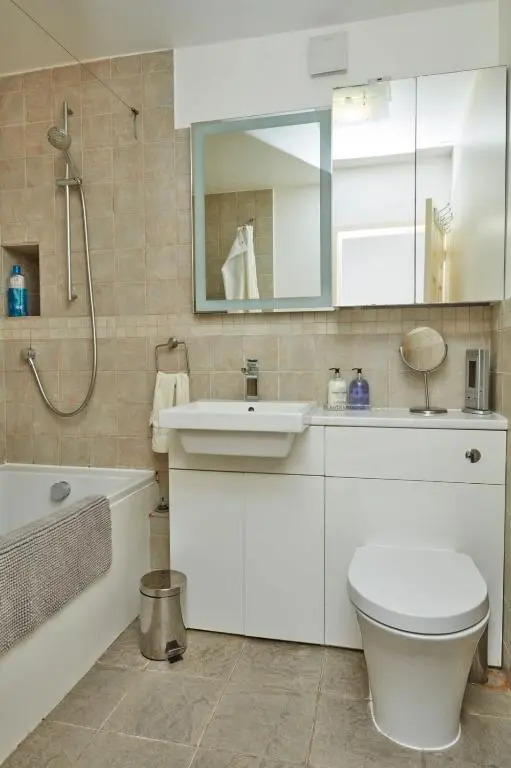 Brecknock Road House