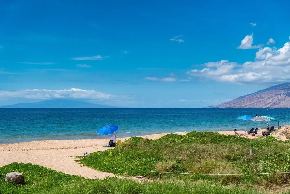 Budget Friendly - Kihei Akahi C-608, Ocean Views, Short Walk to Kamaole Beach II