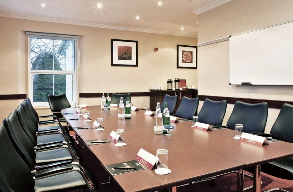 Copthorne Effingham Gatwick Hotel
