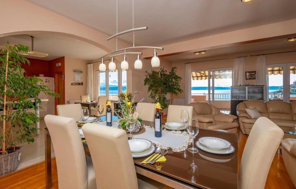 Nice Apartment in Igrane With 3 Bedrooms and Wifi