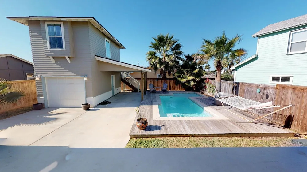 112 Eleventh St 4 Bedroom Home