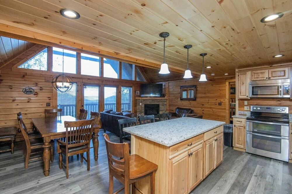 Cub Path Lodge By Heritage Cabin Rentals