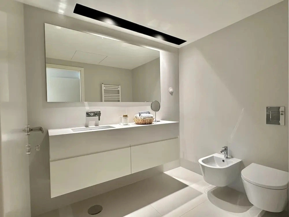 Bonjardim Prime 3E in Porto