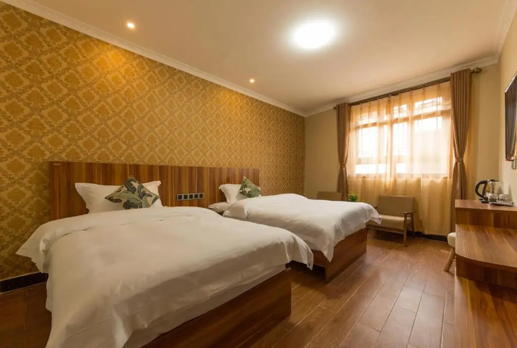 Shangri_La Lamtin Youth Hostel