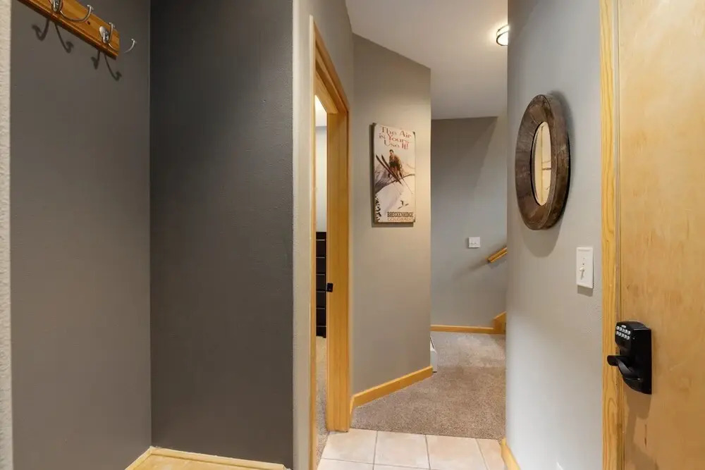 Snake River Townhomes #9 3 Bedroom Condo by Redawning