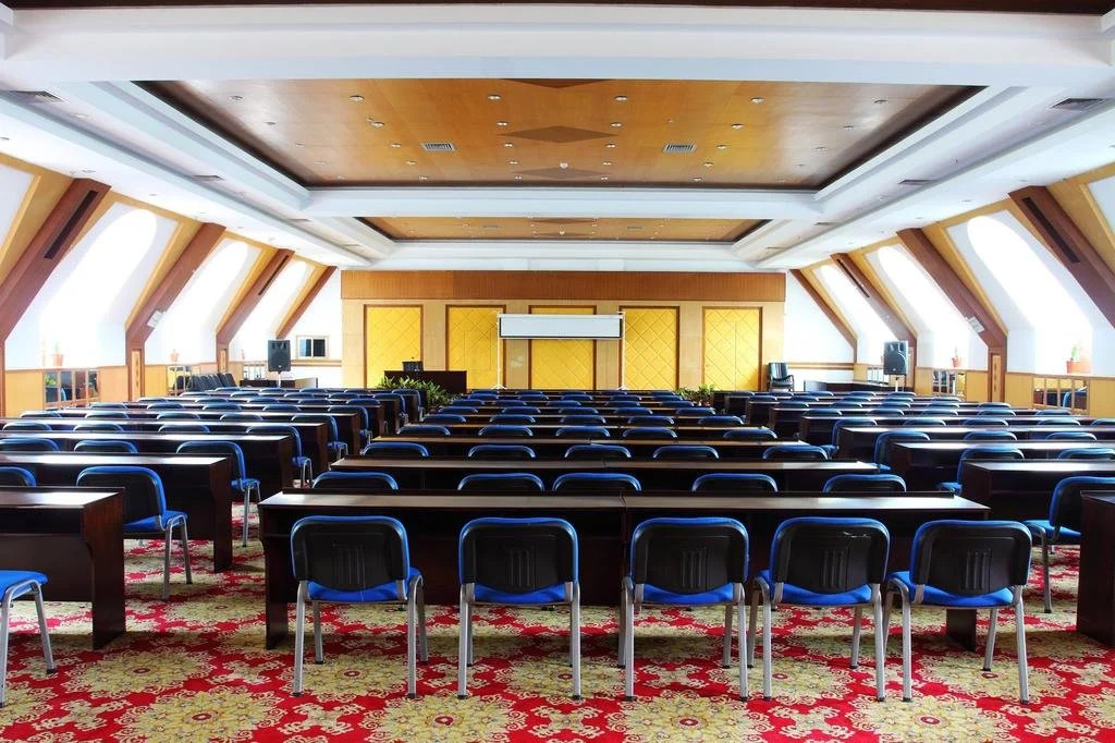 Yingshanhong Hotel