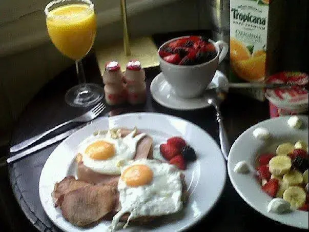 Tourian Lounge Hotel