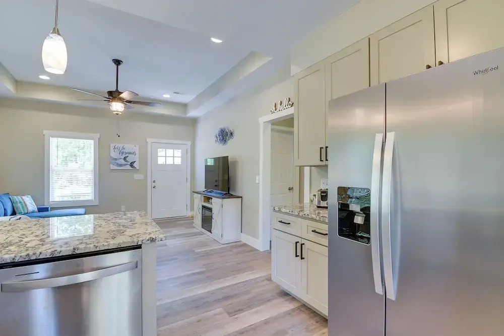 1 Mi to Beach! Ocean Isle Home w/ Shared Lanai
