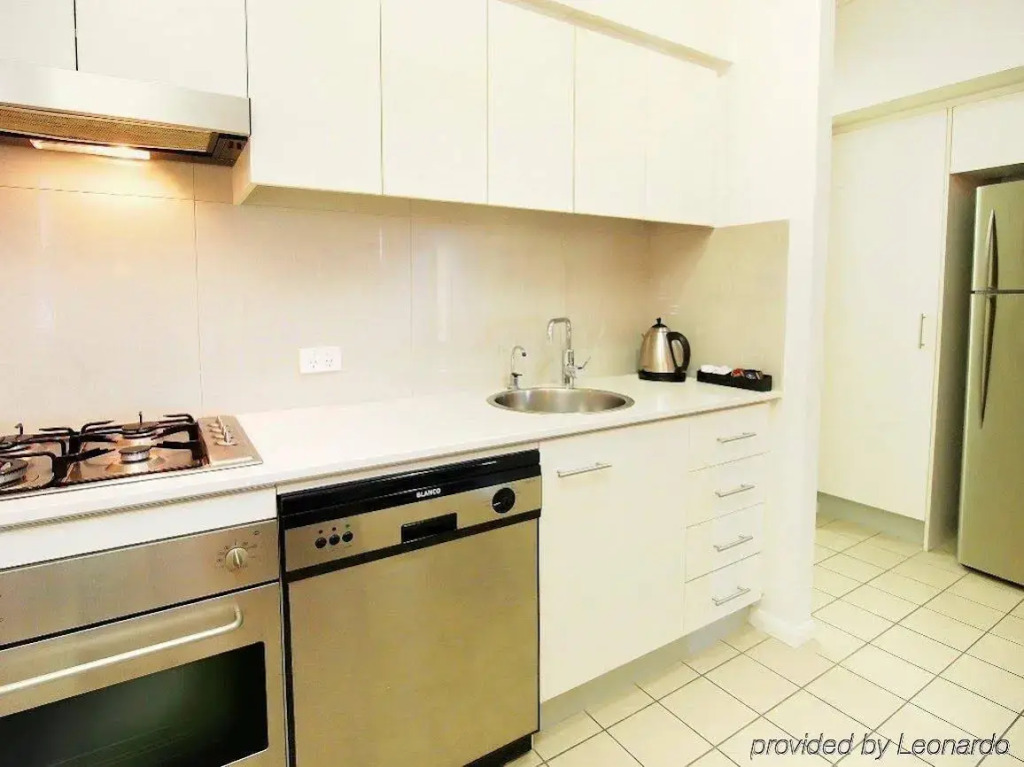Oaks Brisbane on Margaret Suites