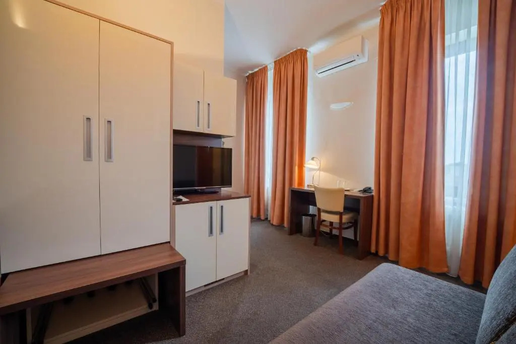 Hotel Grand