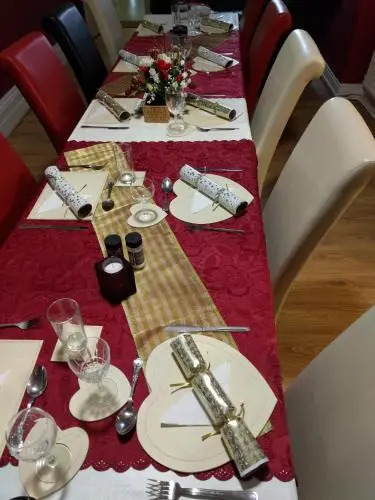 Tredegar Arms Budget Guesthouse For Walkers/Cyclists/Contractors/Traveler