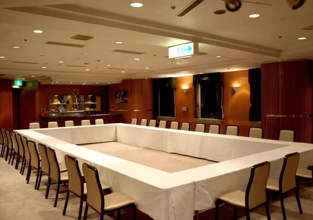 Takeo Century Hotel