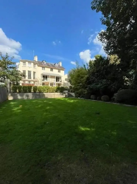 Park Village East Luxury Apartment