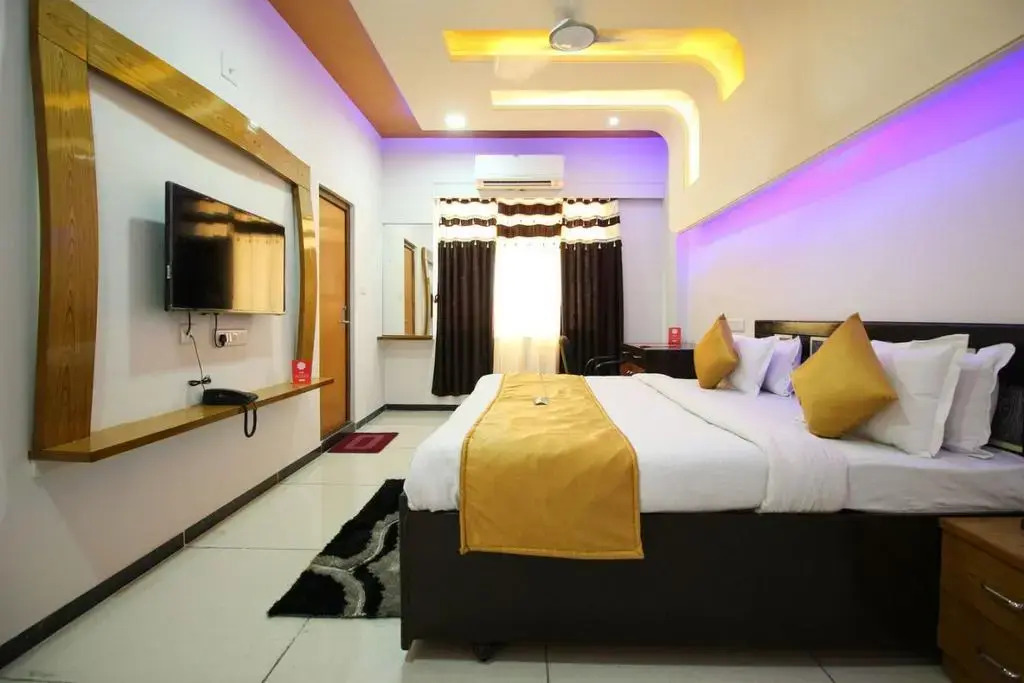 FabHotel Siddharth Inn - Nr Siddharth Bunglows