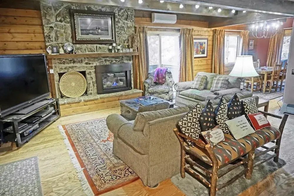 Waterford 18 3 Bedroom Townhouse