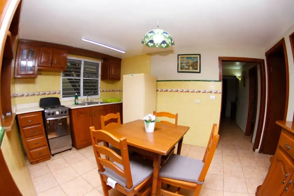 Apartamentos Hostal Cayuco Boramar