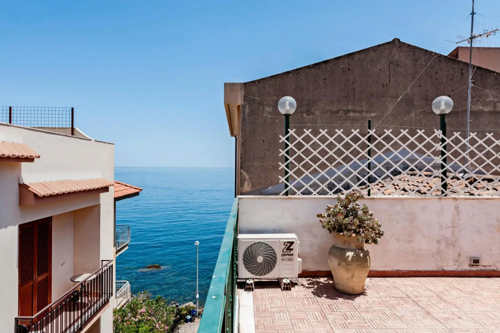 Sunrise Apartment Ii By Wonderful Italy