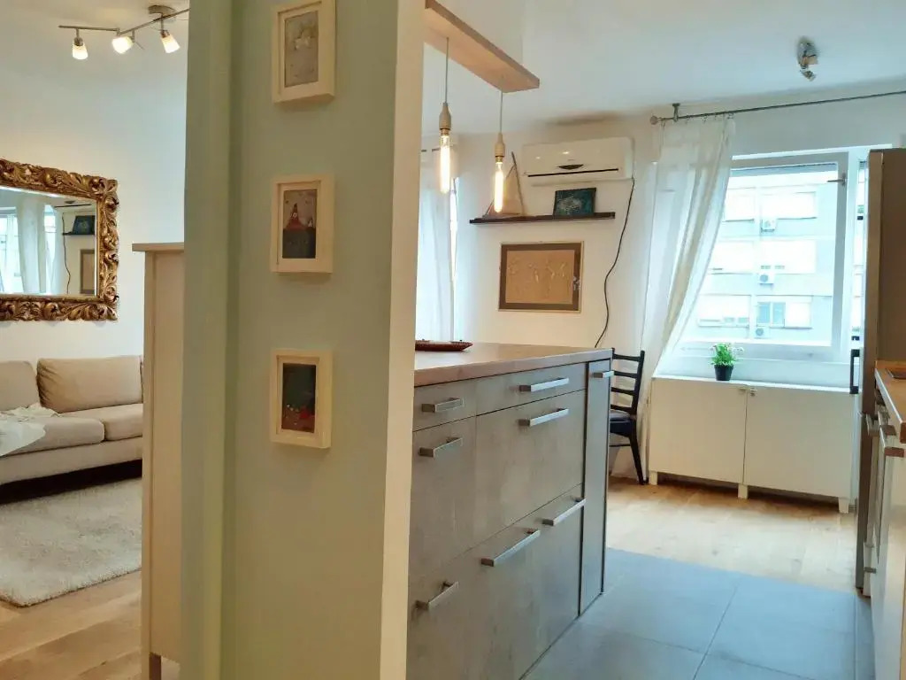 Eagles Nest Apartment